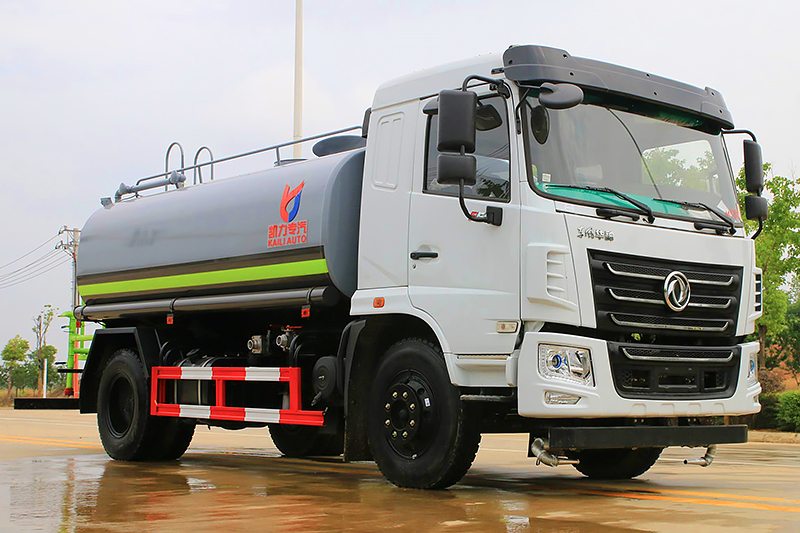 國六華神灑水車