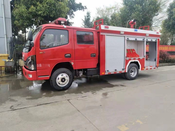 國六東風凱普特2.5噸水罐消防車