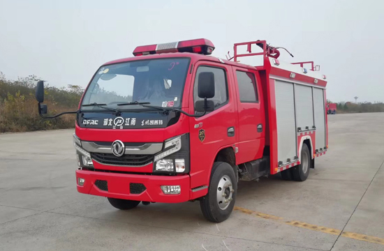 國六東風小型水罐消防車2.5噸