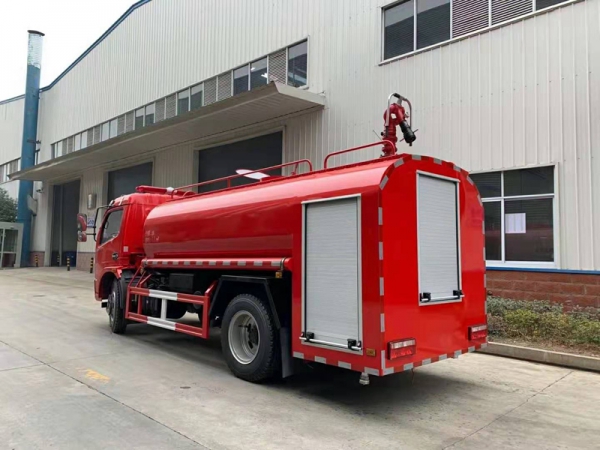 東風凱普特消防灑水車7噸